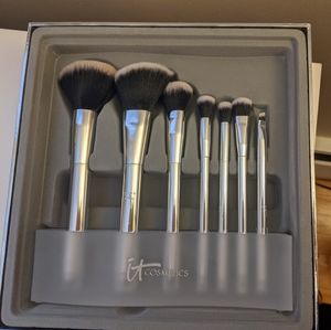 It Cosmetic Brushes